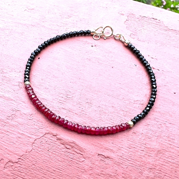 Natural Black Spinel and Ruby Bracelet Handmade in Solid 14k Yellow Gold - Picture 4 of 9